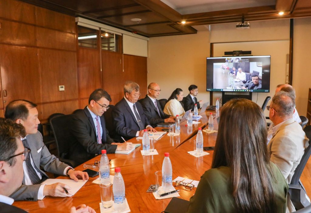 Inversión de USD 30 millones impulsaría la fabricación de buses eléctricos en Paraguay
