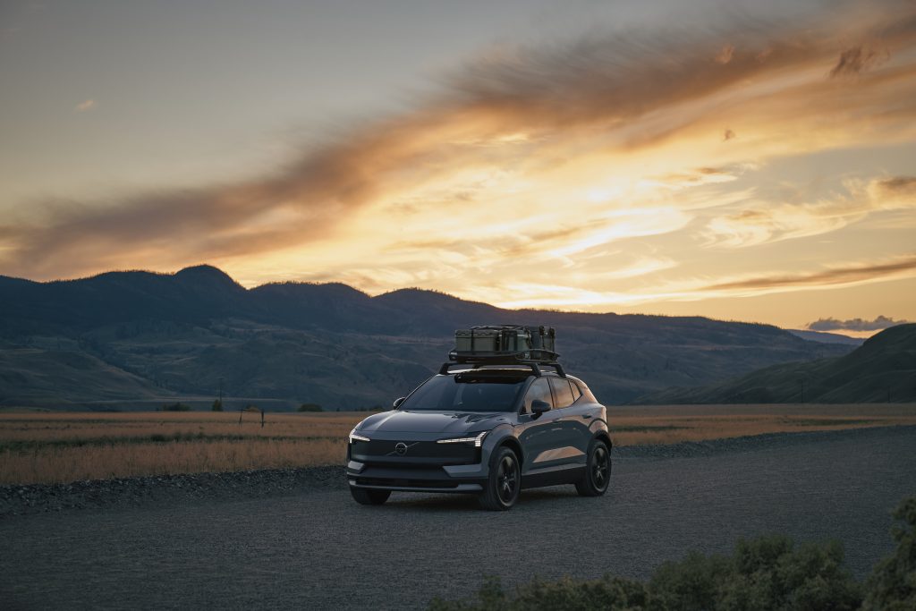 Potencia que no hace ruido: así ruge el nuevo Volvo EX30 Cross Country